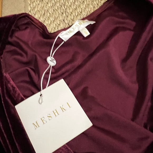 Meshki velvet burgundy dress mini slit - Picture 6 of 7
